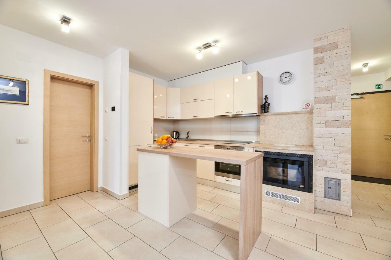 Apartman Leon 우마그 외부 사진