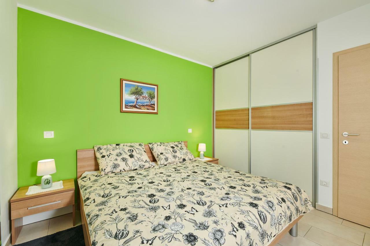 Apartman Leon 우마그 외부 사진